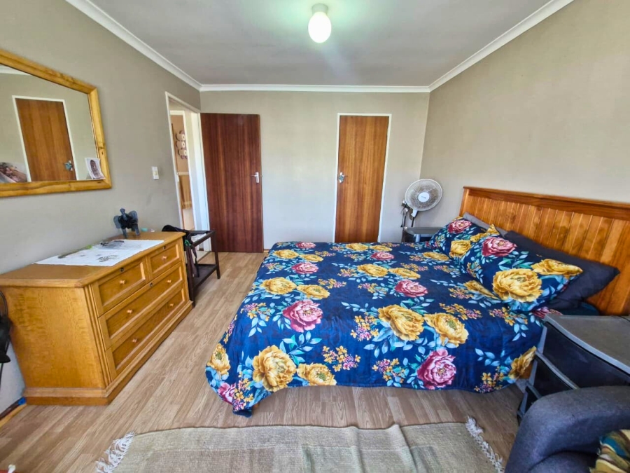 To Let 2 Bedroom Property for Rent in Vredekloof East Western Cape